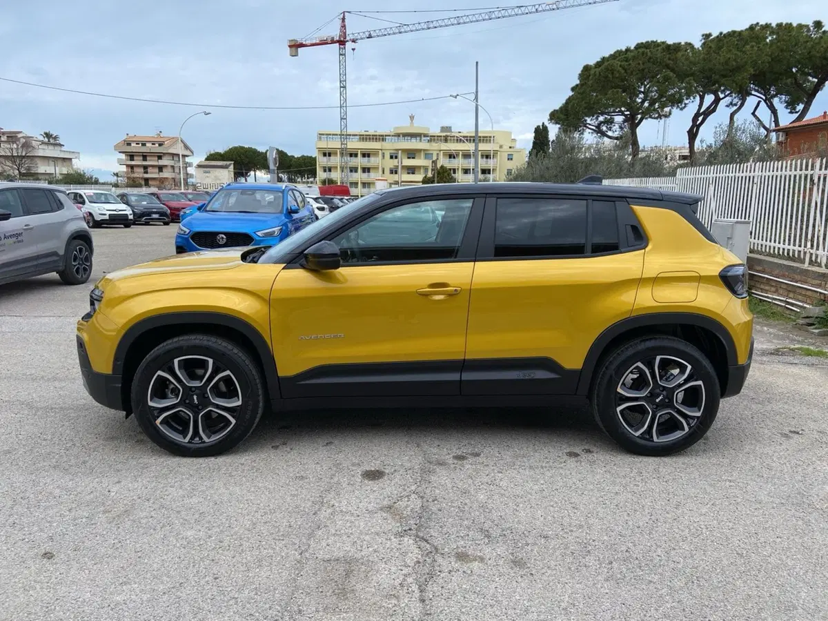 Jeep Avenger nuova a Chieti (2)