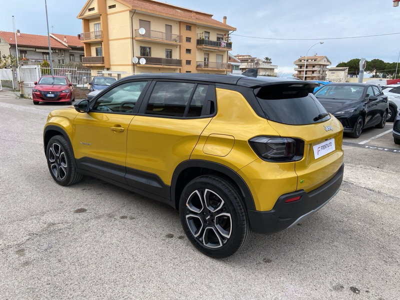 Jeep Avenger nuova a Chieti (3)