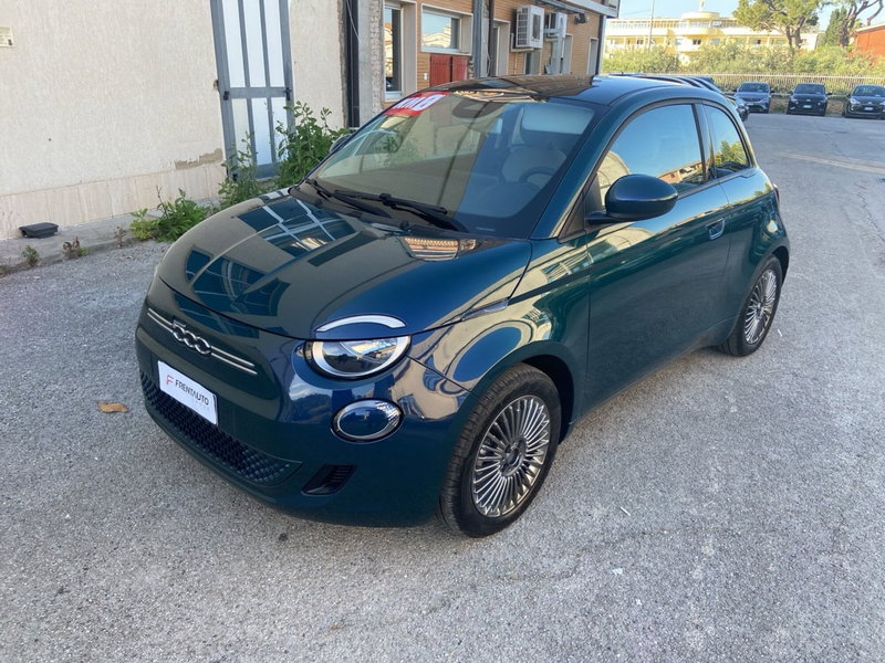 Fiat 500 Cabrio nuova a Chieti