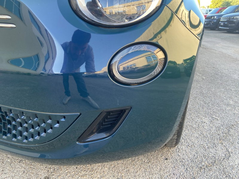 Fiat 500 Cabrio nuova a Chieti (15)