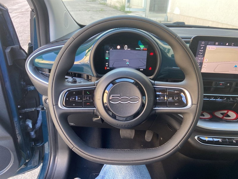 Fiat 500 Cabrio nuova a Chieti (19)