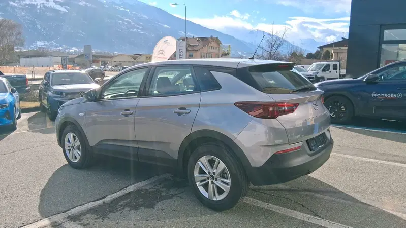 Opel Grandland nuova a Aosta (3)