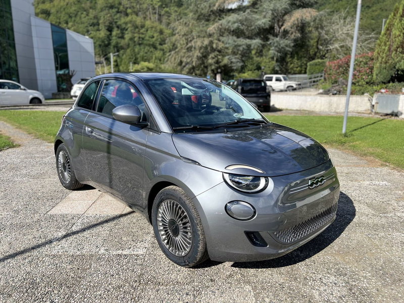 Fiat 500 Cabrio nuova a La Spezia