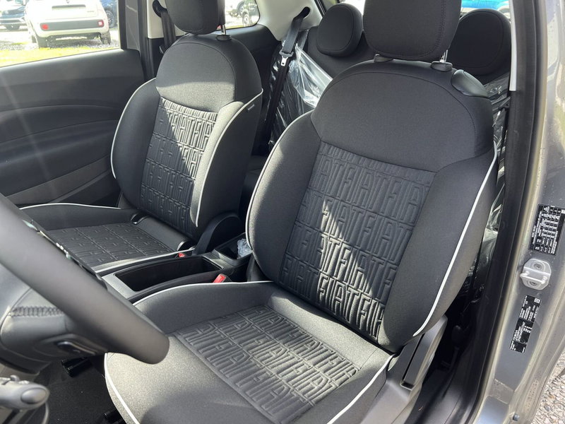 Fiat 500 Cabrio nuova a La Spezia (11)