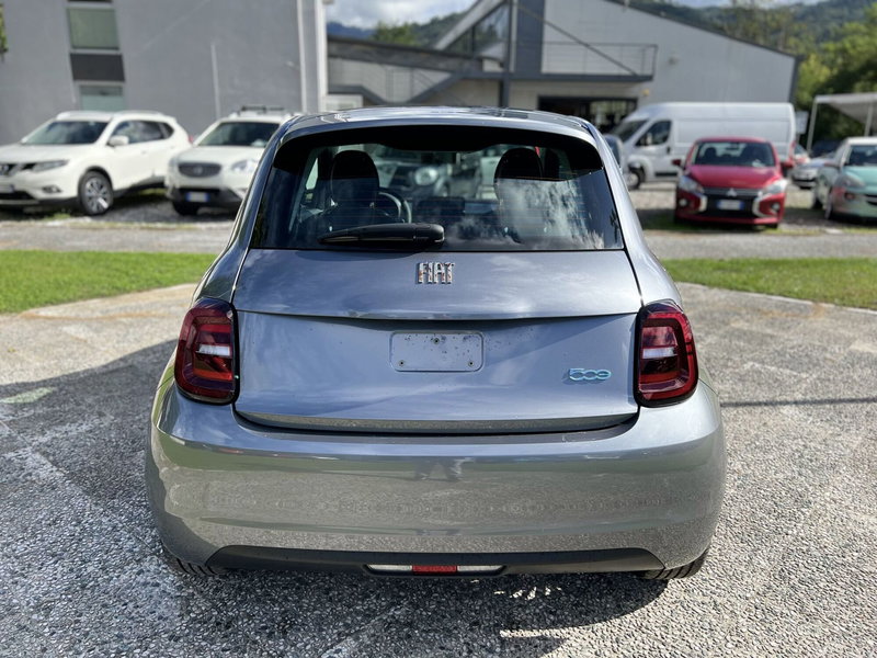 Fiat 500 Cabrio nuova a La Spezia (5)