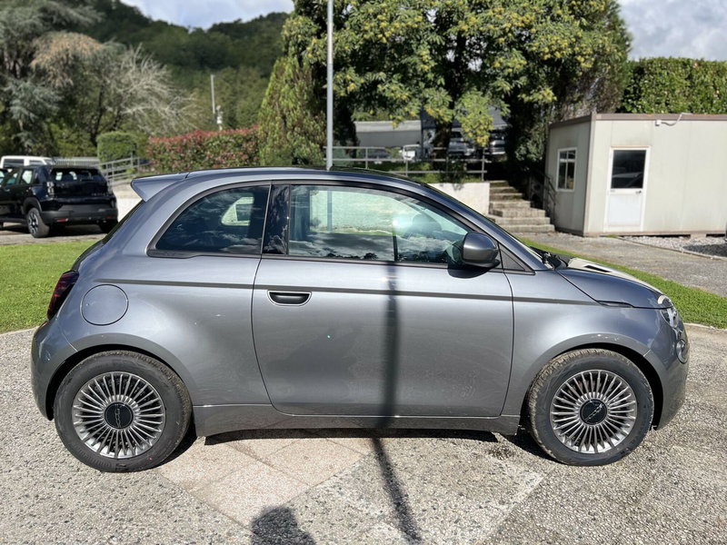 Fiat 500 Cabrio nuova a La Spezia (7)