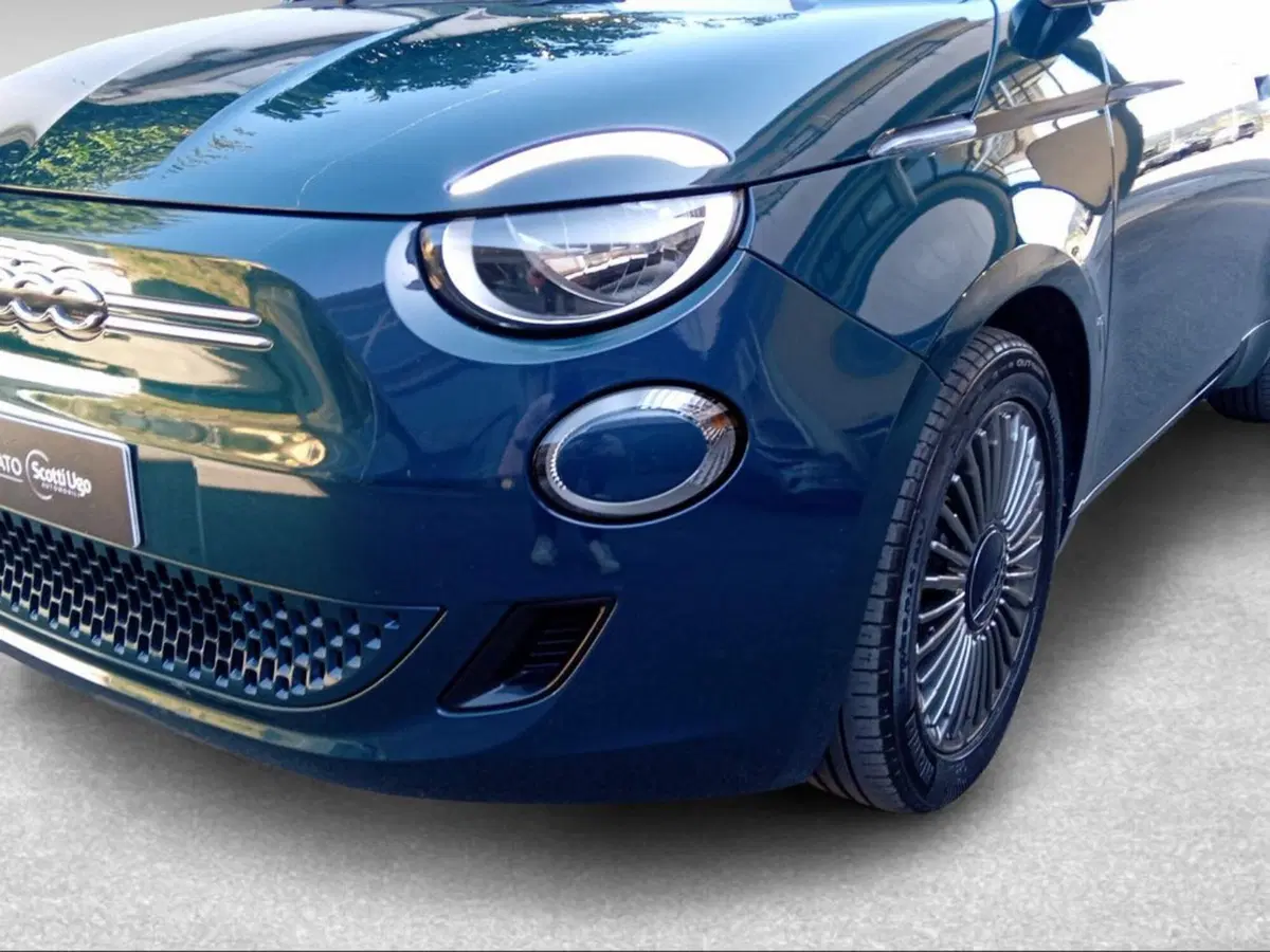 Fiat 500 Cabrio usata a Firenze (2)