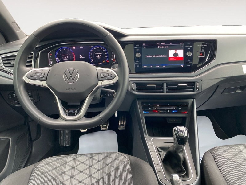 Volkswagen Taigo usata a Bologna (10)