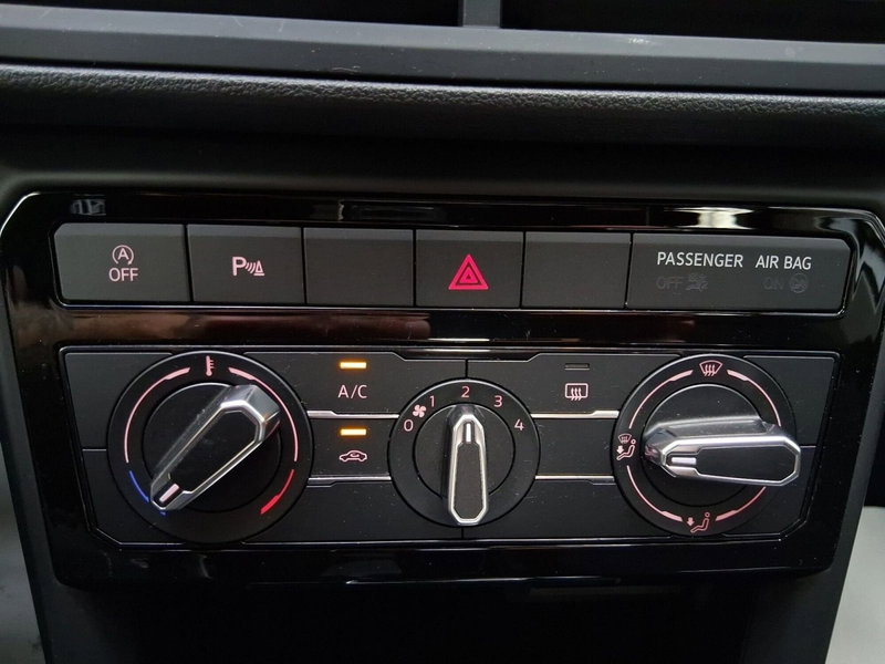 Volkswagen T-Cross usata a Bologna (18)