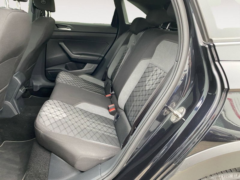 Volkswagen Taigo usata a Bologna (13)