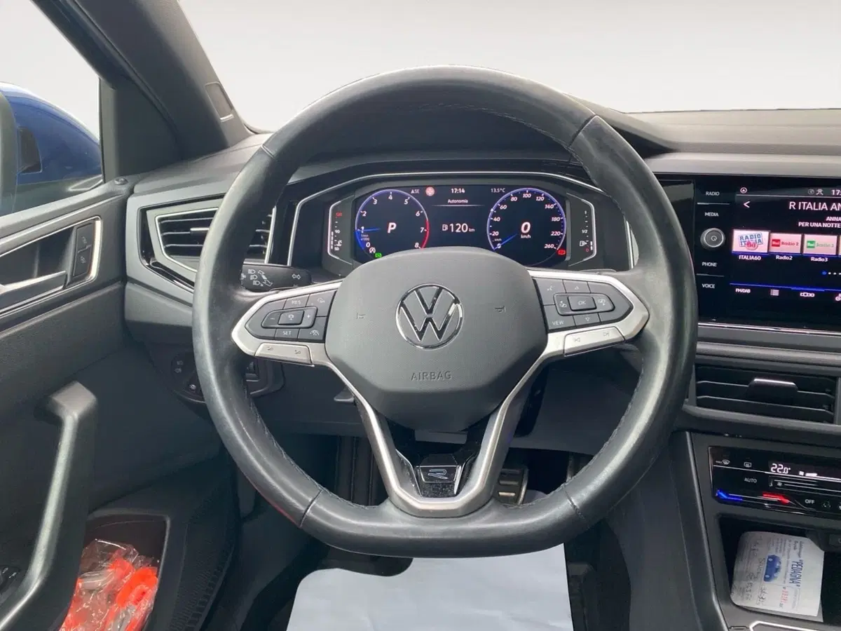 Volkswagen Taigo usata a Bologna (12)