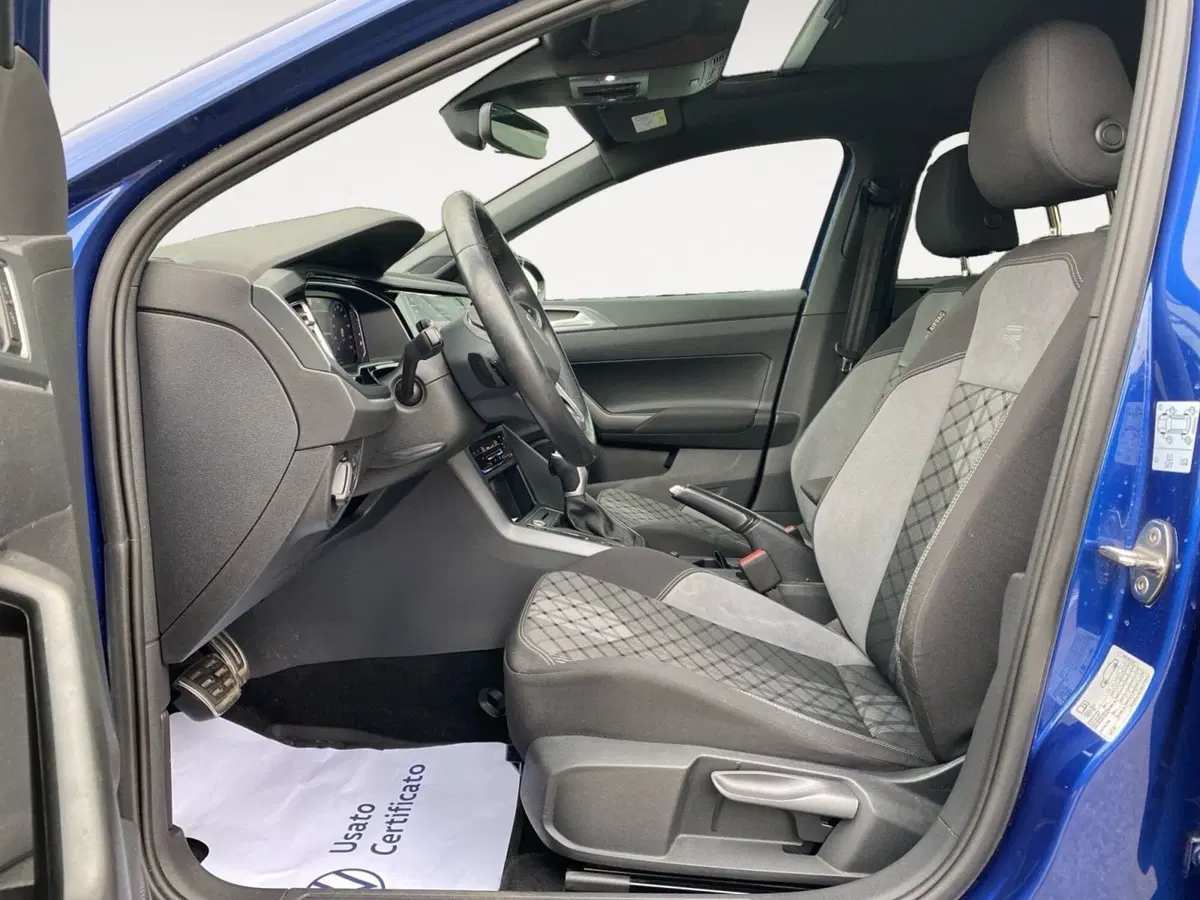Volkswagen Taigo usata a Bologna (9)