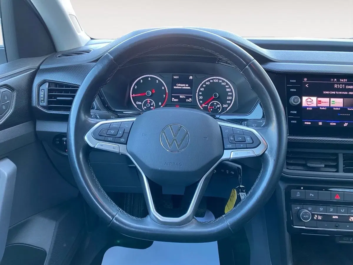 Volkswagen T-Cross usata a Bologna (12)