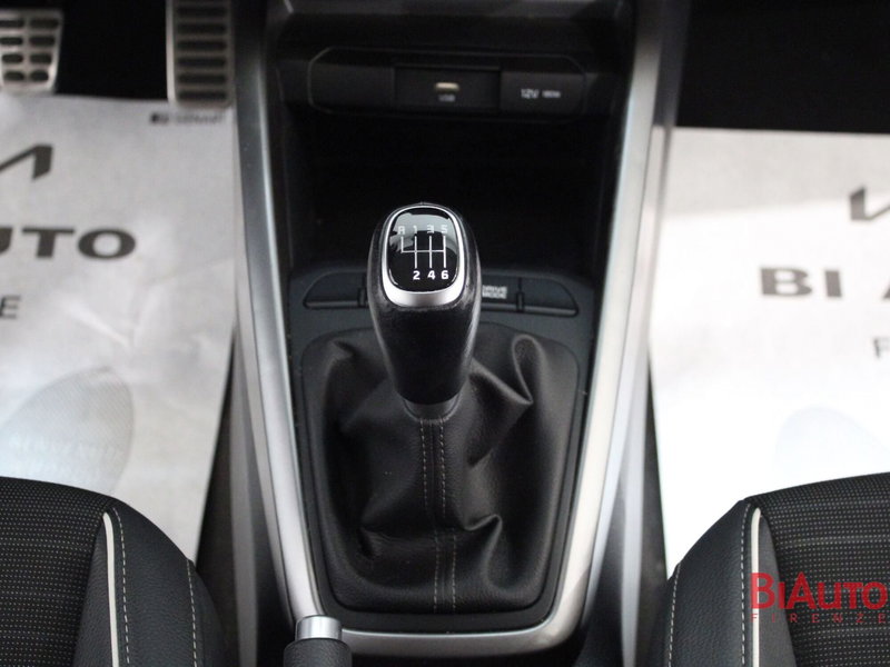 Kia Stonic usata a Firenze (15)