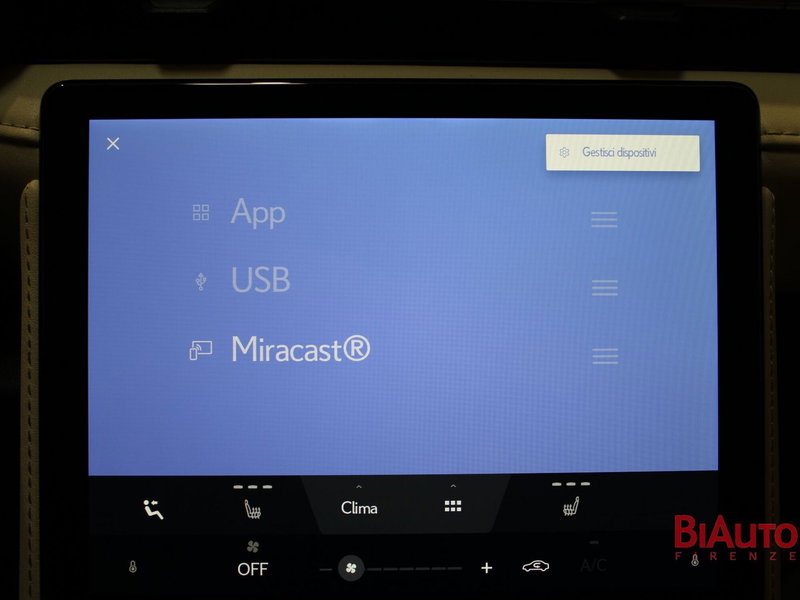 Lexus LBX usata a Firenze (13)