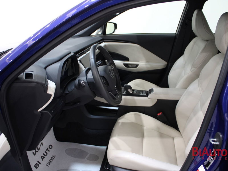 Lexus LBX usata a Firenze (6)