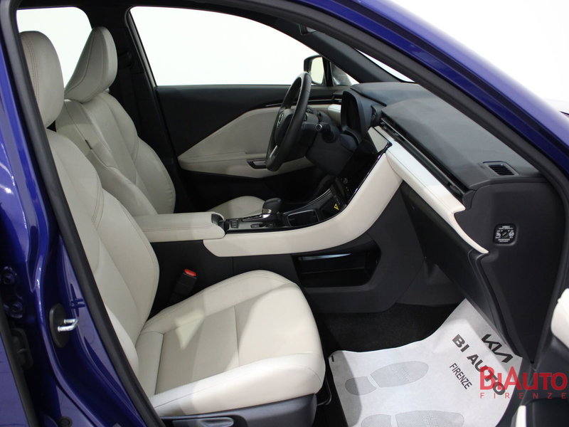 Lexus LBX usata a Firenze (7)