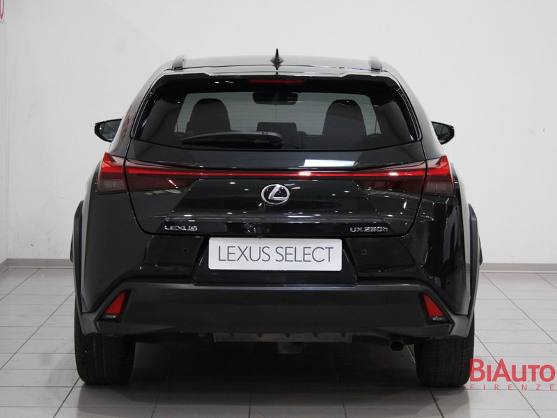 Lexus UX usata a Firenze (5)