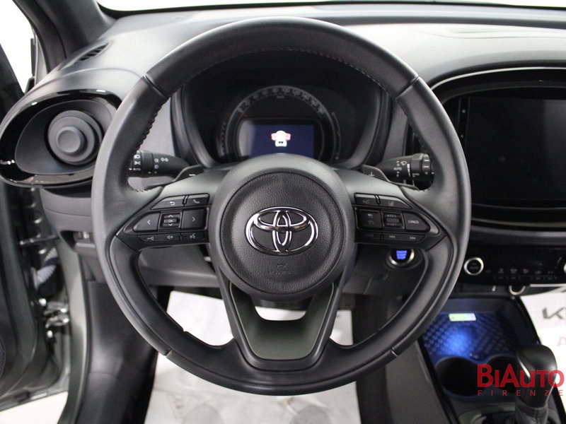 Toyota Aygo X usata a Firenze (11)