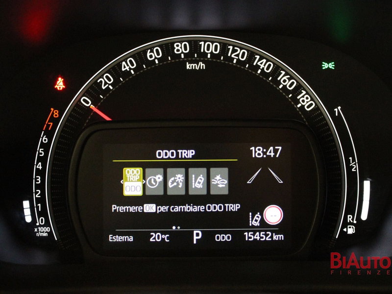 Toyota Aygo X usata a Firenze (12)