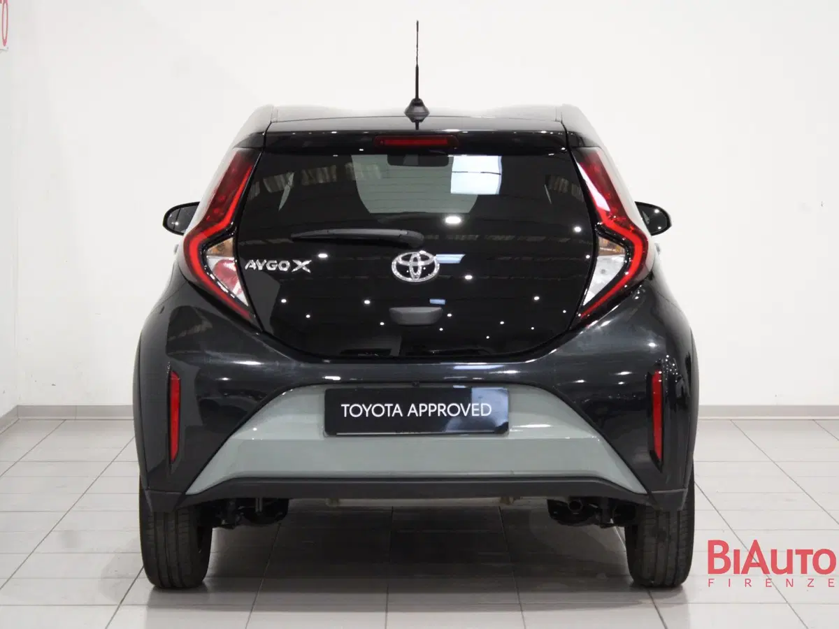 Toyota Aygo X usata a Firenze (5)