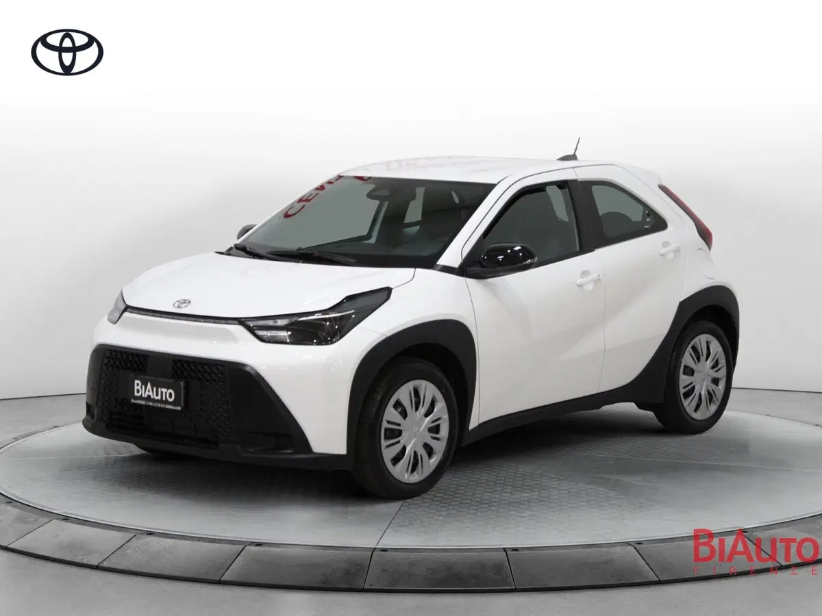 Toyota Aygo X nuova a Firenze