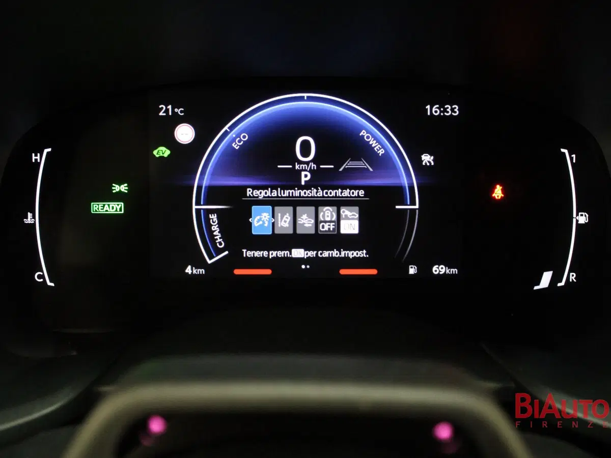 Toyota Aygo X nuova a Firenze (11)