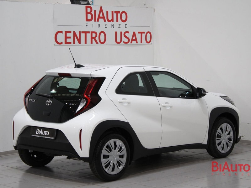 Toyota Aygo X nuova a Firenze (2)
