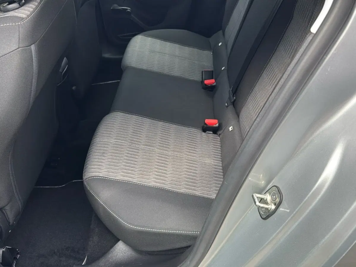 Opel Corsa usata a Ferrara (11)