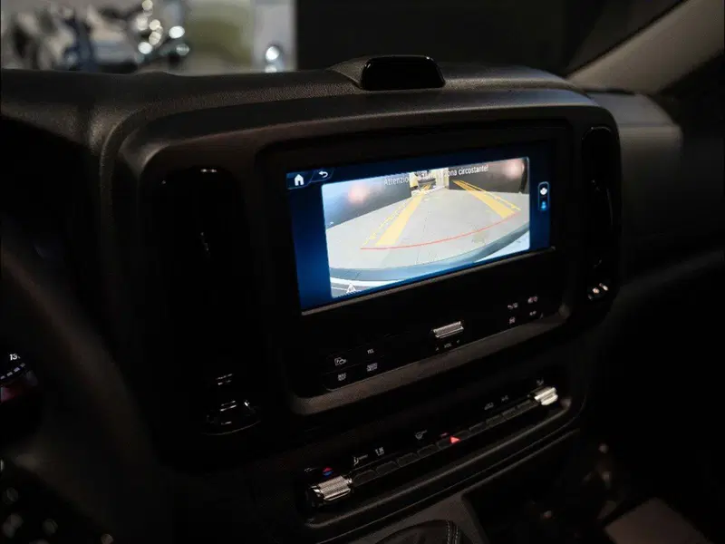 Mercedes-Benz Vito nuova a Rimini (16)