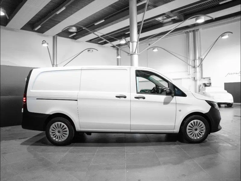 Mercedes-Benz Vito nuova a Rimini (4)