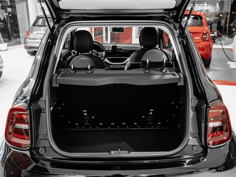 Fiat 500 Cabrio nuova a Prato (4)