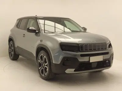 Jeep Avenger 1.2 turbo Summit fwd 100cv del 2024 usata a Pratola Serra