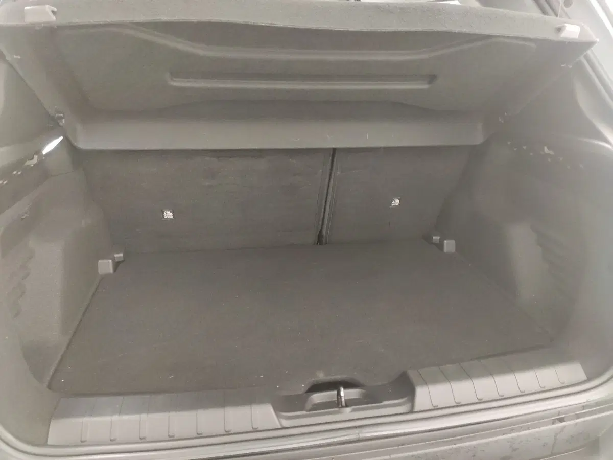 Jeep Avenger usata a Avellino (13)