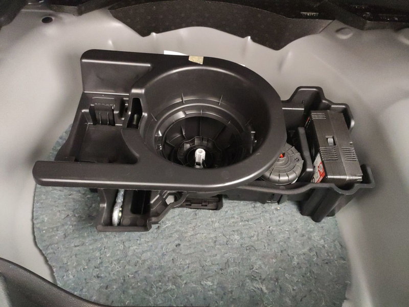 Jeep Avenger usata a Avellino (14)