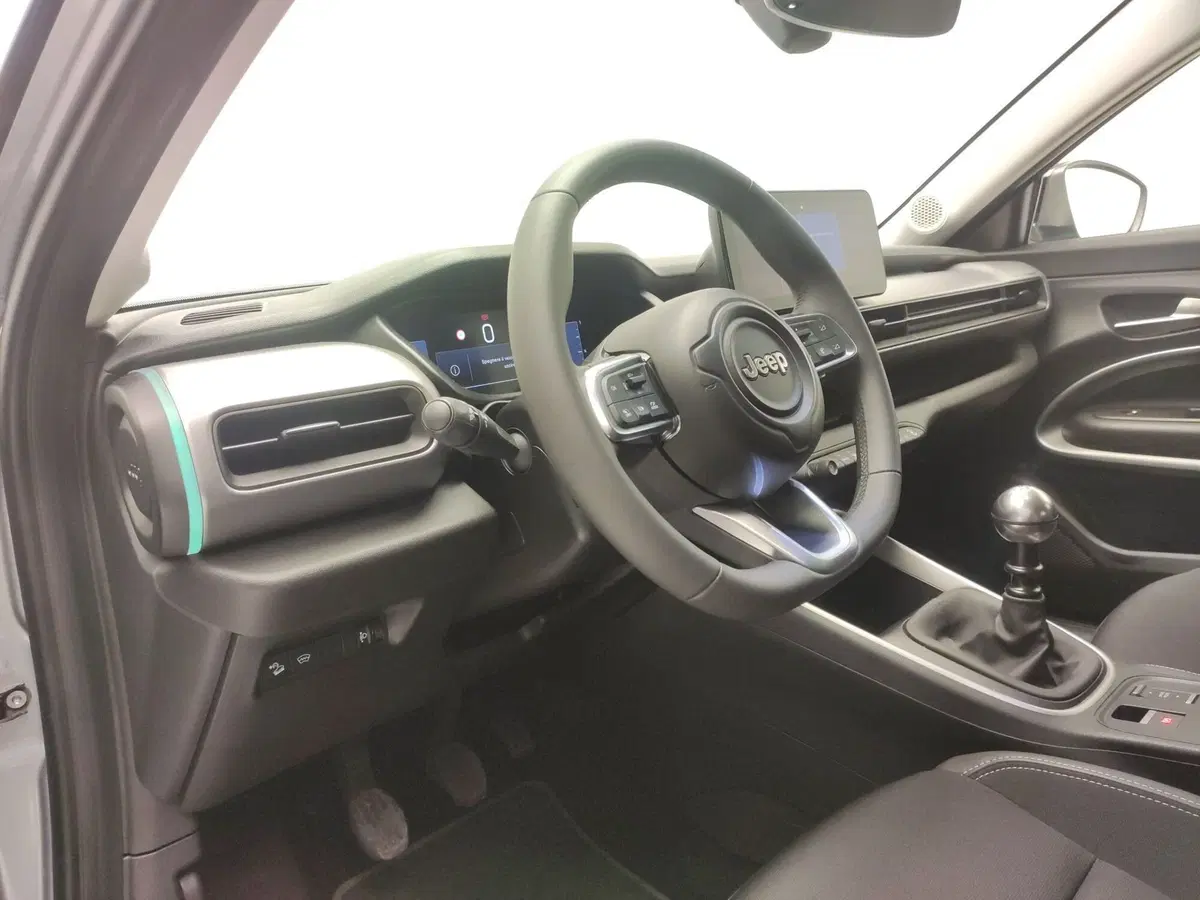 Jeep Avenger usata a Avellino (18)