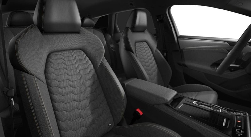 Audi A6 Avant e-Tron usata a Avellino (7)