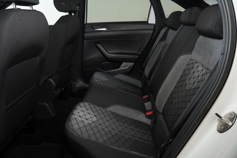 Volkswagen Taigo usata a Perugia (8)