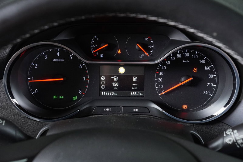 Opel Crossland usata a Perugia (17)