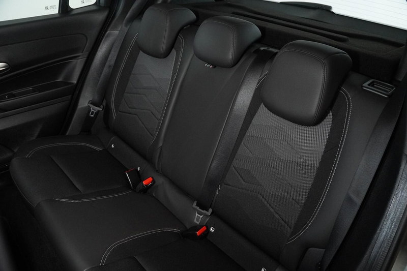 Jeep Avenger usata a Perugia (11)