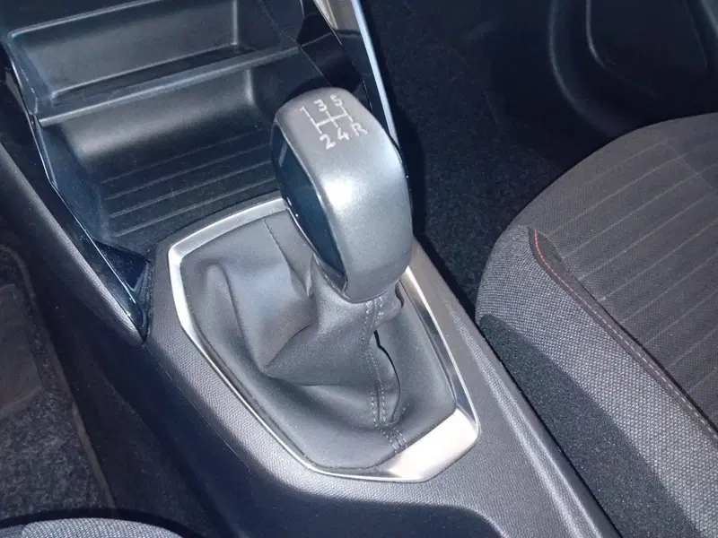 Peugeot 208 usata a Pordenone (15)