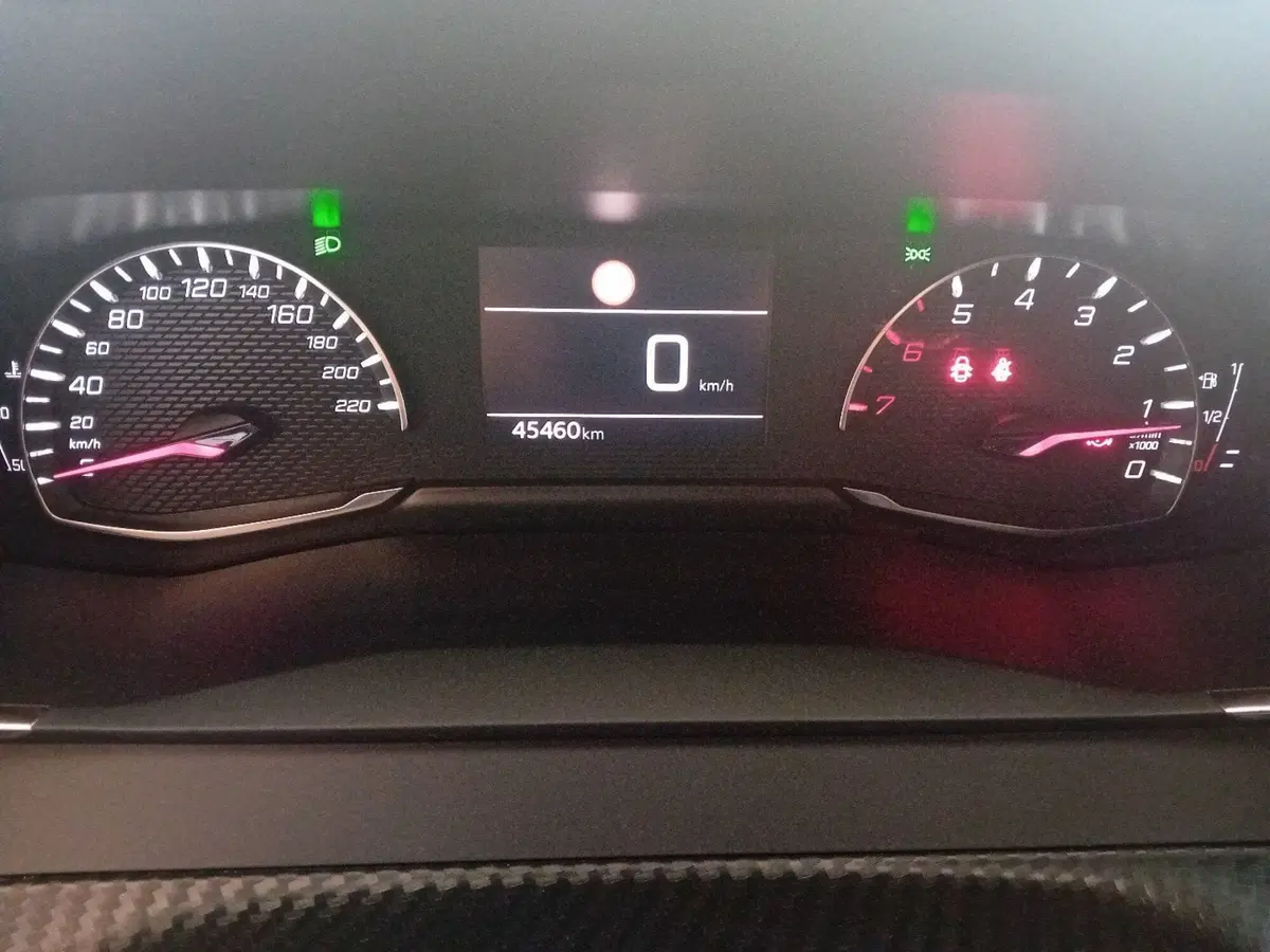 Peugeot 208 usata a Pordenone (18)