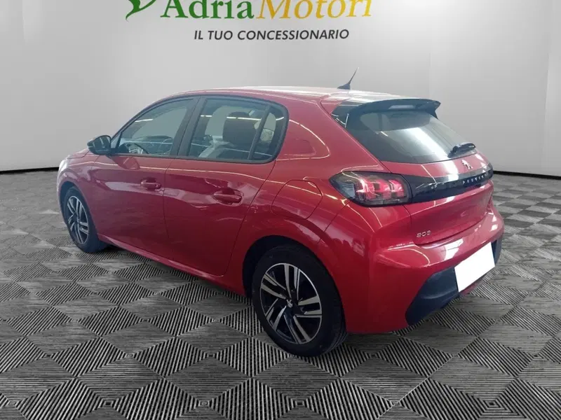 Peugeot 208 usata a Pordenone (3)