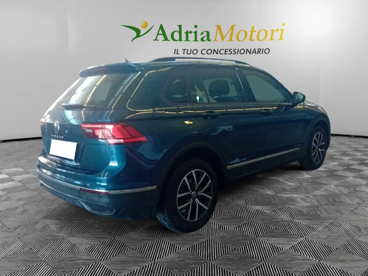 Volkswagen Tiguan usata a Pordenone (5)