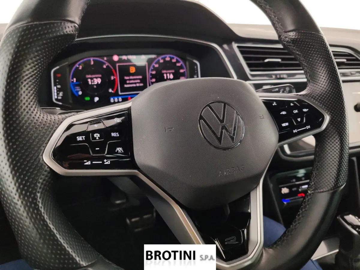 Volkswagen Tiguan usata a Massa-Carrara (13)