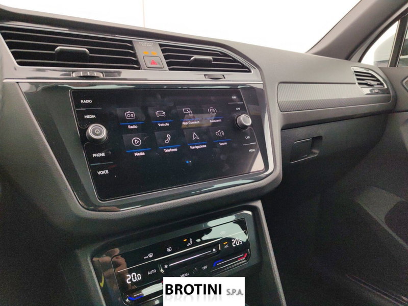 Volkswagen Tiguan usata a Massa-Carrara (15)