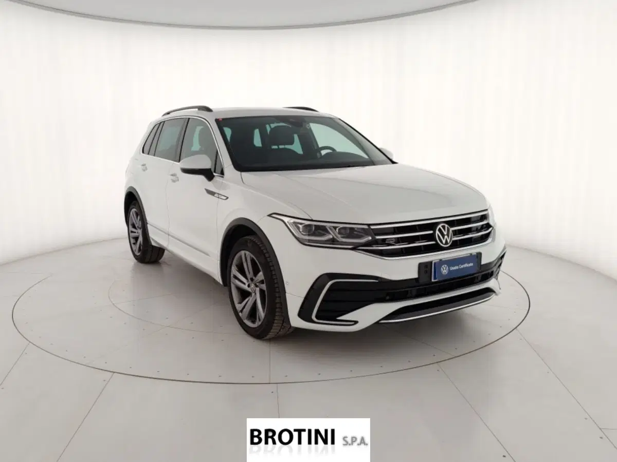Volkswagen Tiguan usata a Massa-Carrara (4)