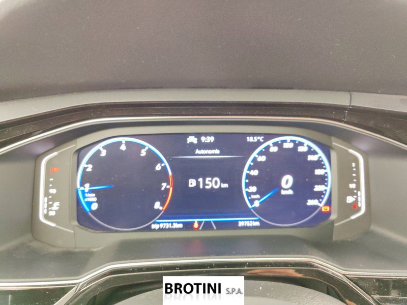 Volkswagen Taigo usata a Massa-Carrara (15)