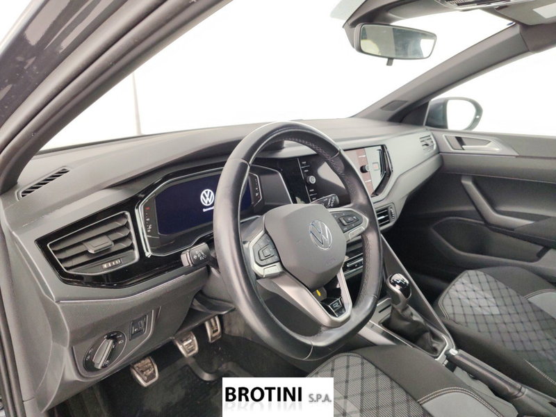 Volkswagen Taigo usata a Massa-Carrara (8)