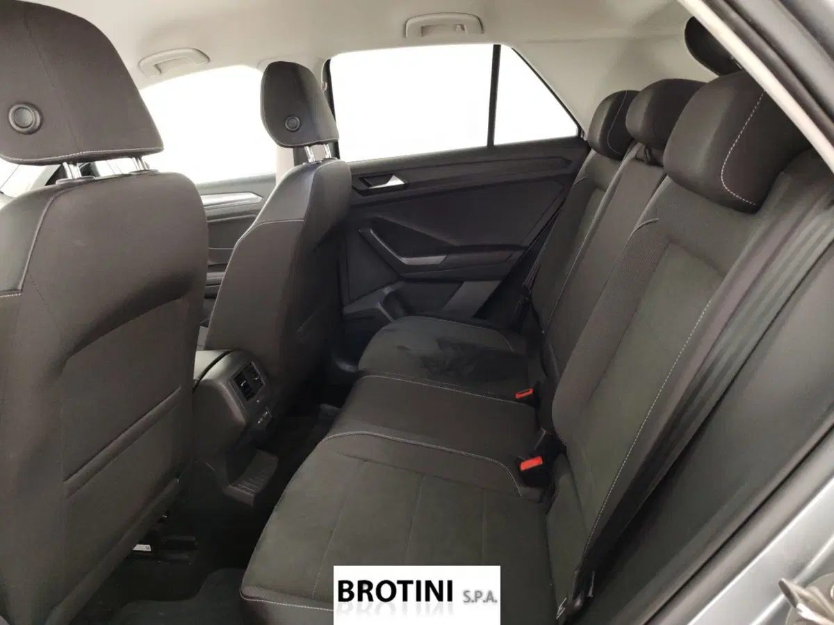 Volkswagen T-Roc usata a Massa-Carrara (10)